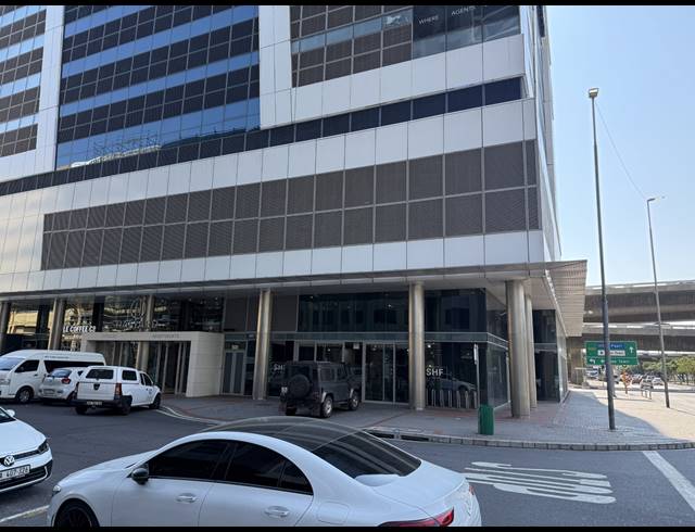 98M² OFFICE TO LET IN FORESHORE